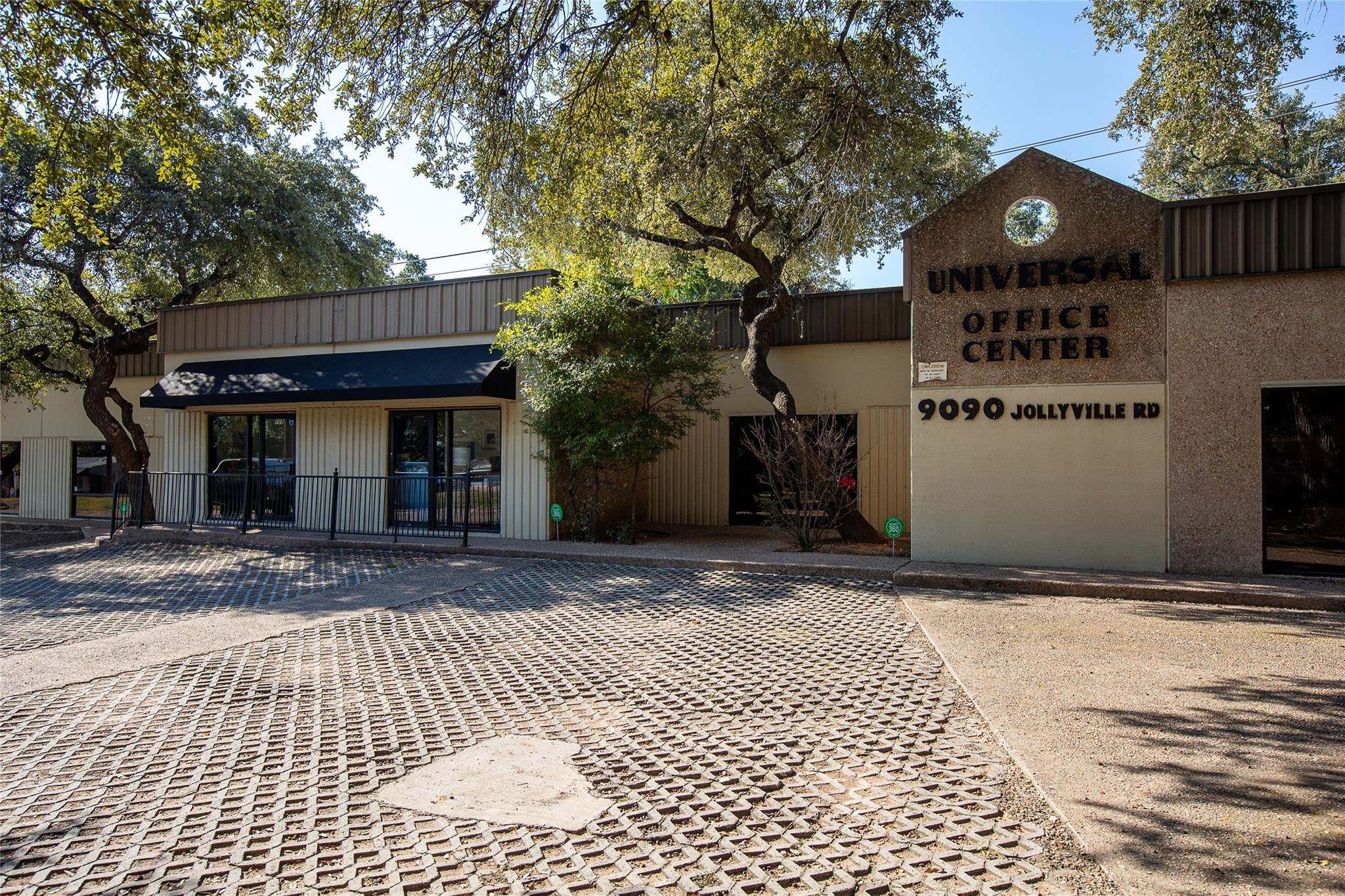 9086 Jollyville RD, Austin, TX 78759 photo 2
