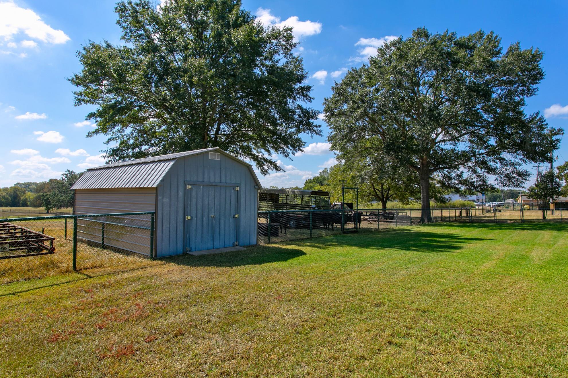 974 State Highway 21 E Highway, Caldwell, TX 77836 photo 5