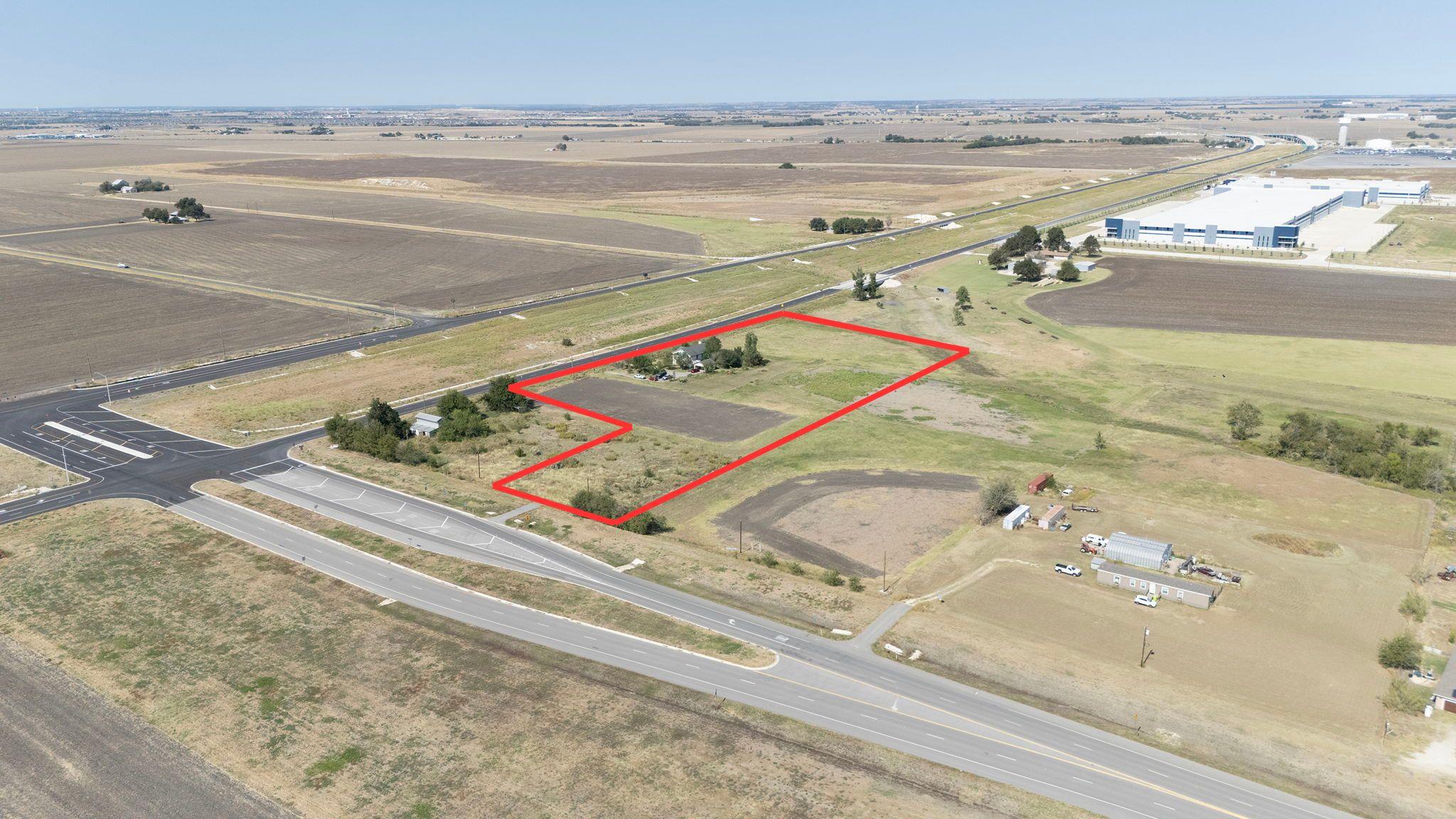 1451 Fm 3349, Taylor, TX 76574 photo 3