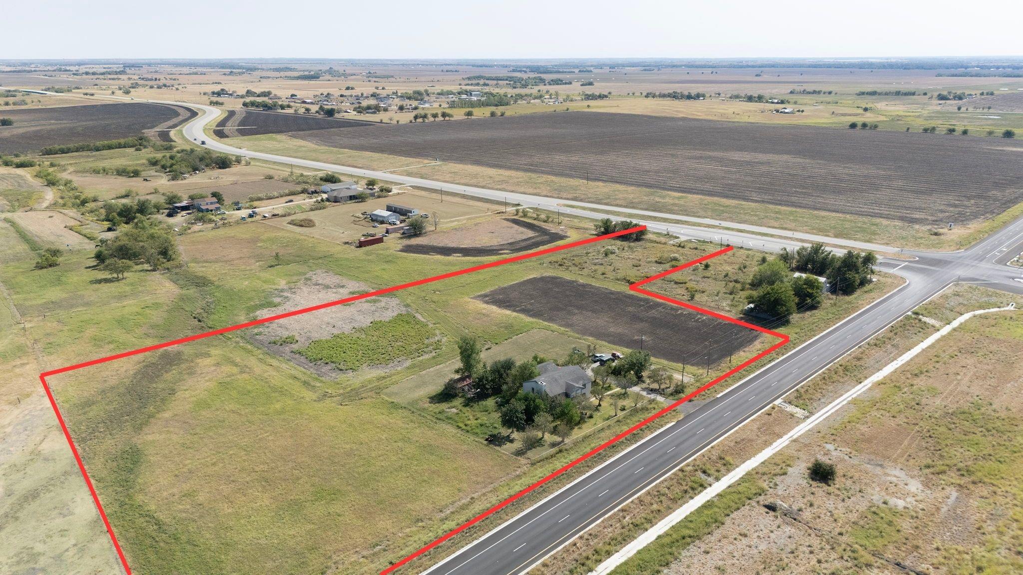 1451 Fm 3349 RD, Taylor, TX 76574 photo 2