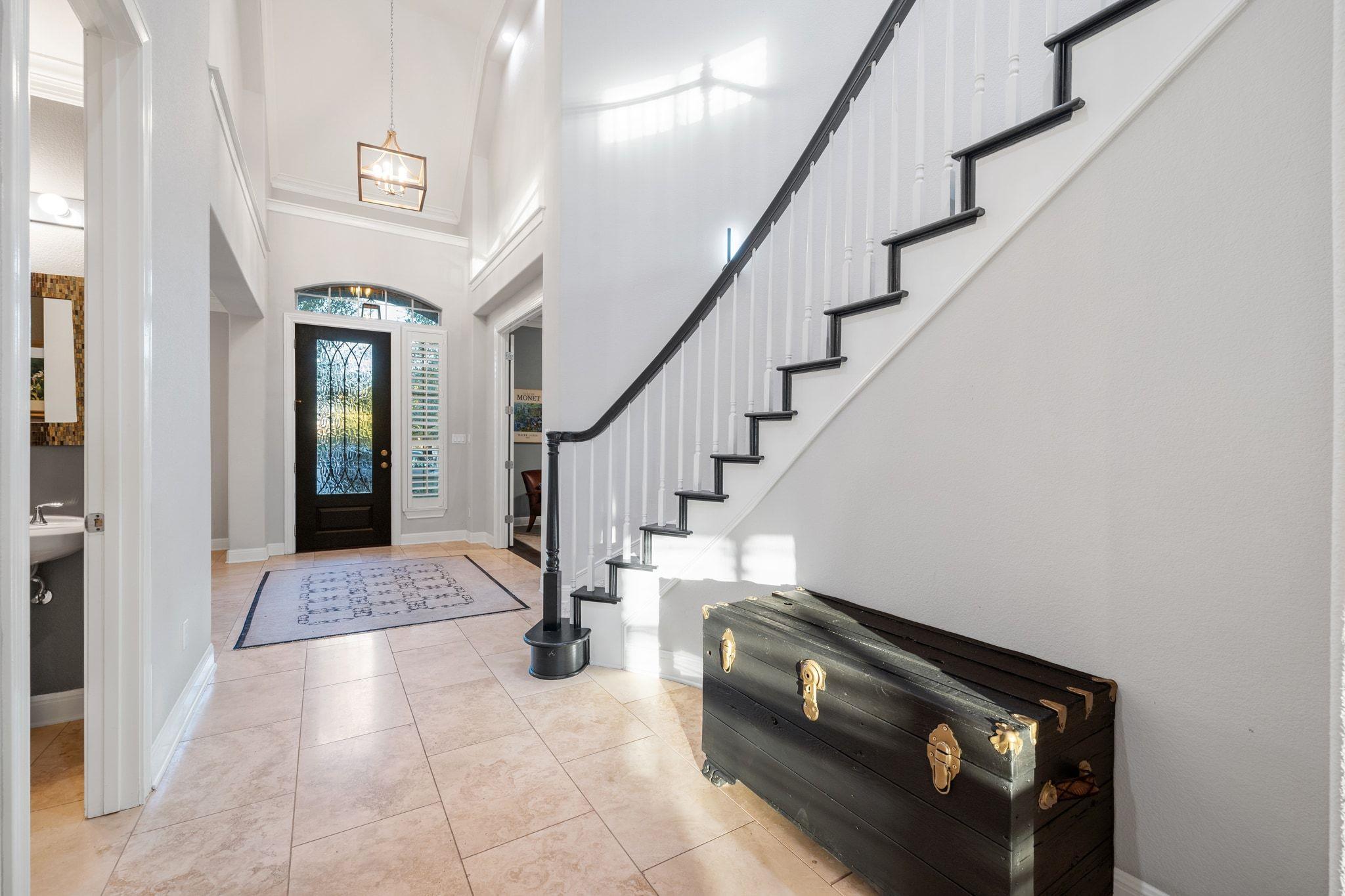 12013 Palisades PKWY, Austin, TX 78732 photo 3