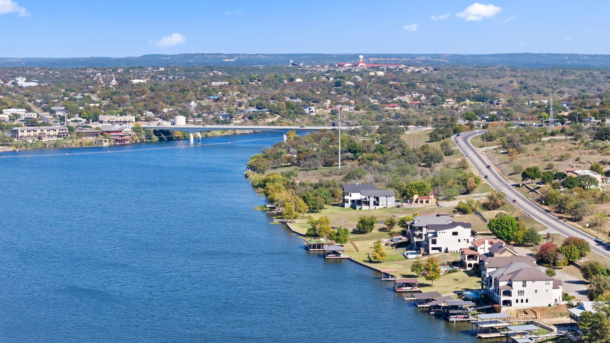 624 Waterside DR, Marble Falls, TX 78654 photo 3
