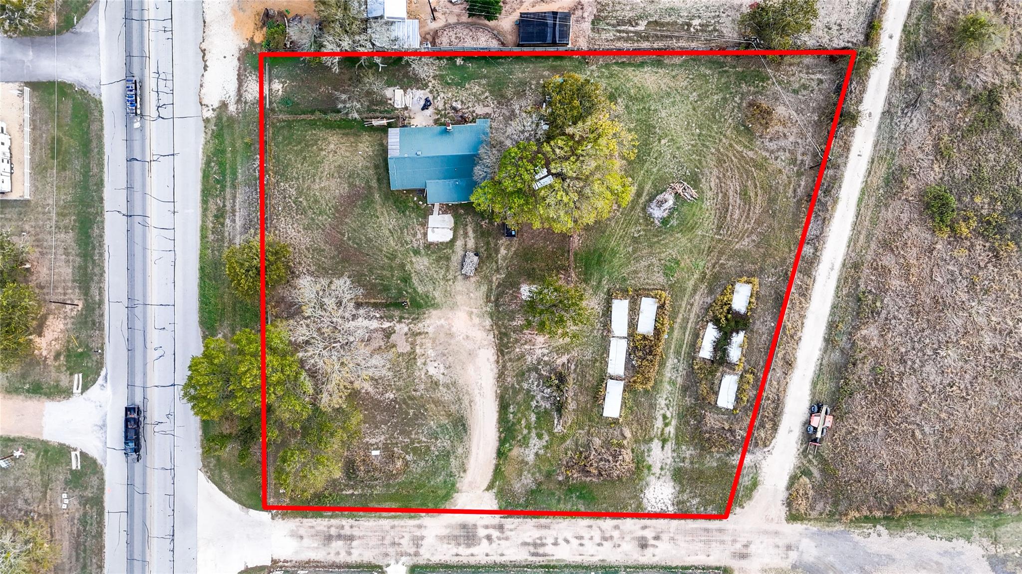 655 Loop 230, Smithville, TX 78957 photo 3