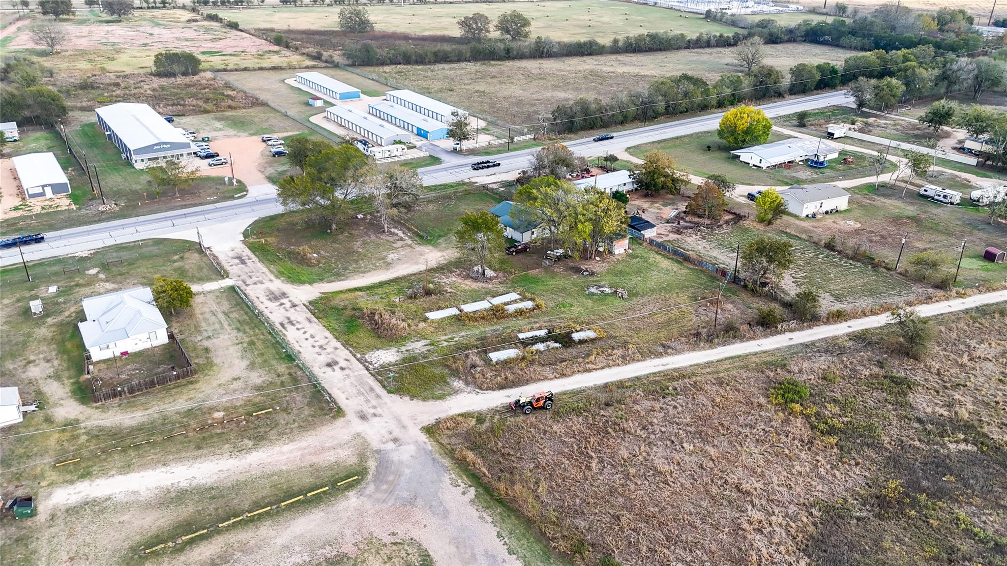 655 Loop 230, Smithville, TX 78957 photo 5