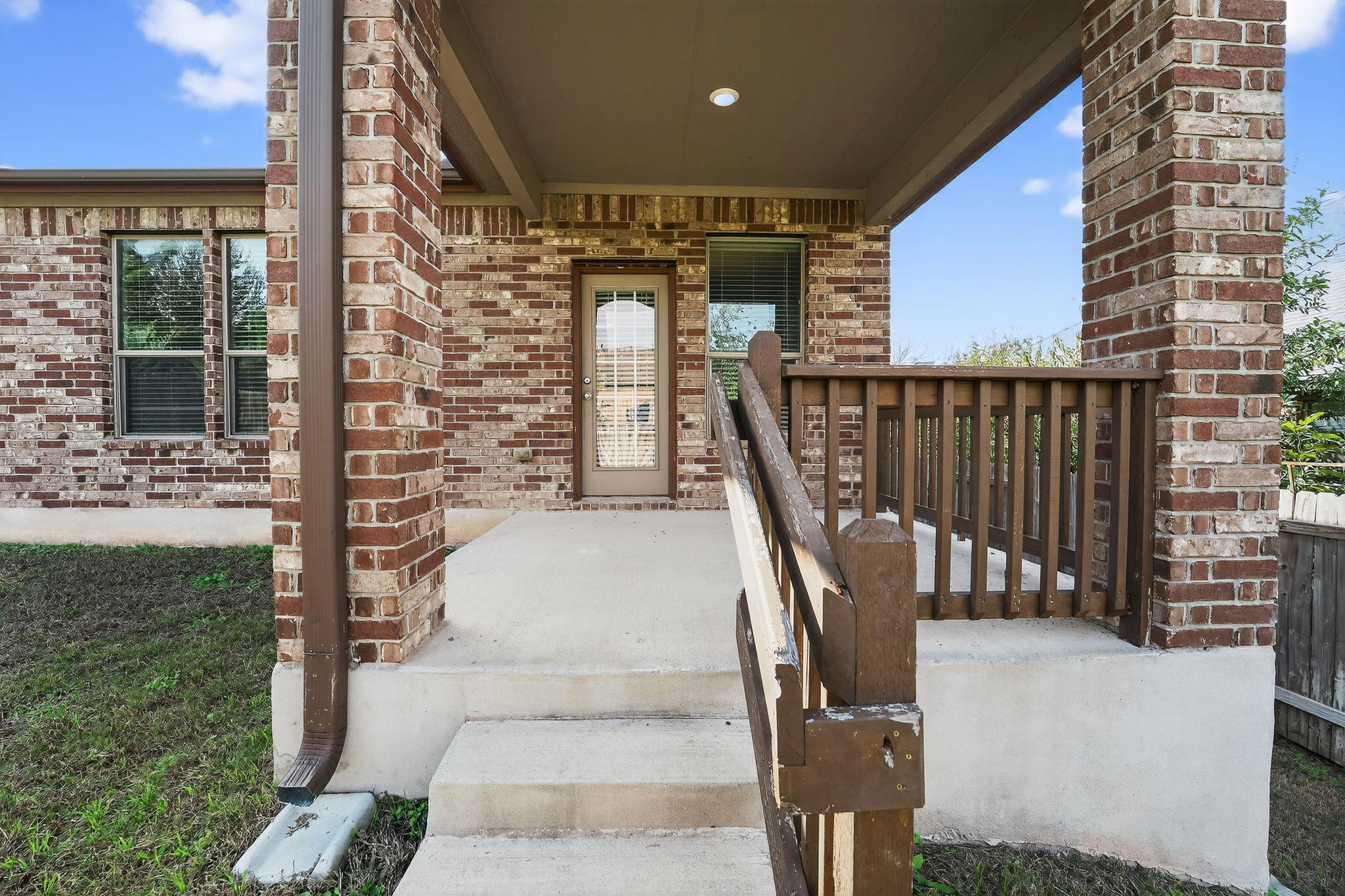 3040 Freeman Park DR, Round Rock, TX 78665 photo 5