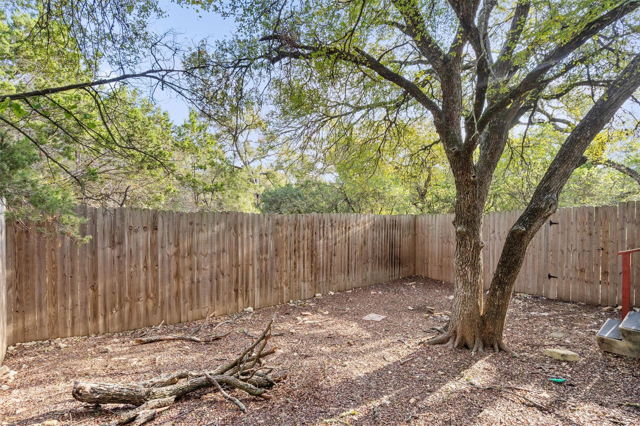 743 Oak MDWS, San Marcos, TX 78666 photo 5