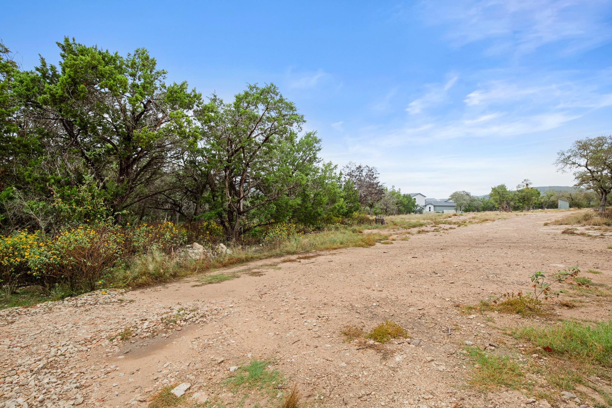 18211 Gregg Bluff RD, Jonestown, TX 78645 photo 5