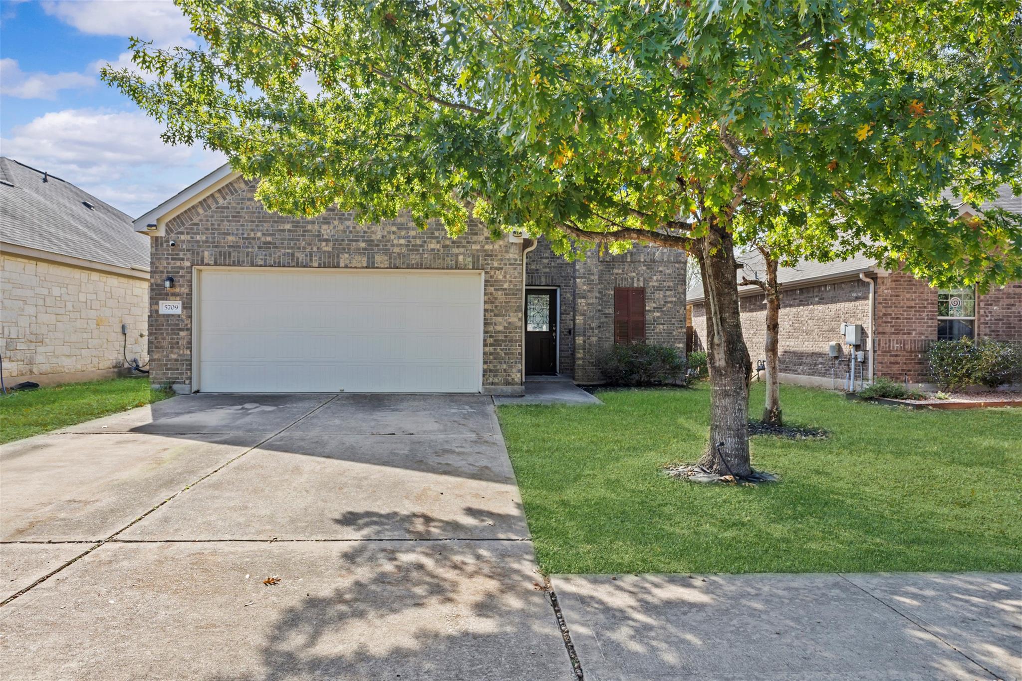 5709 Zachary Scott ST, Austin, TX 78747 photo 4