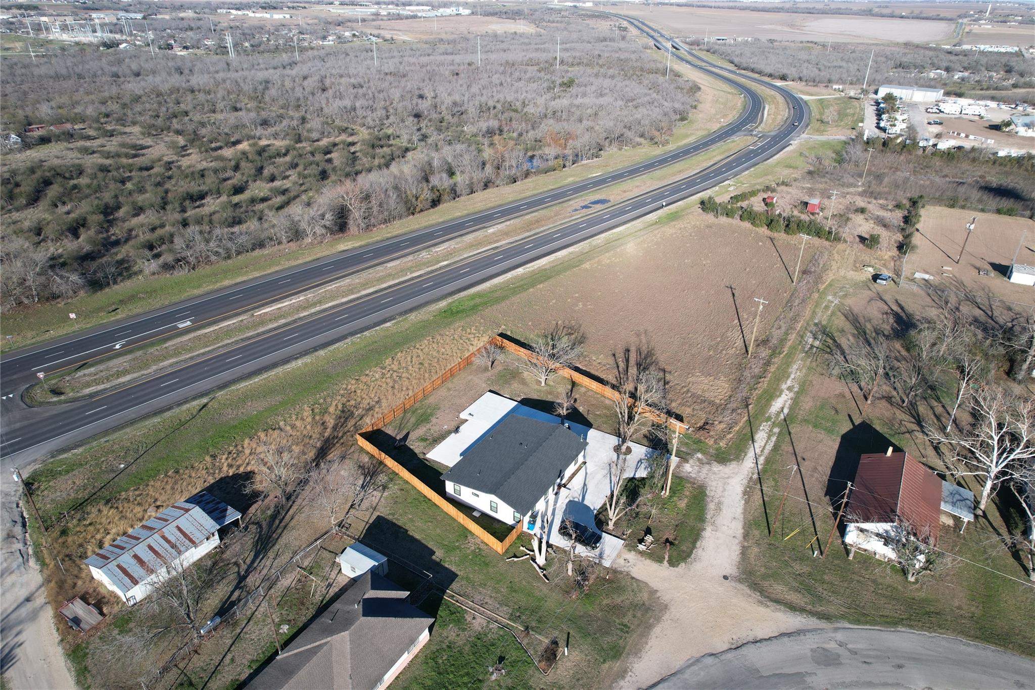 000 W. Carlos G. Parker Blvd., Taylor, TX 76574 photo 5