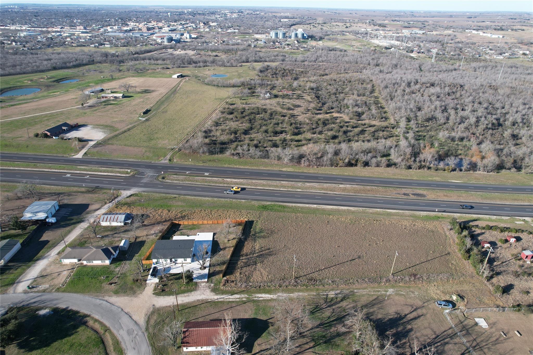 000 W. Carlos G. Parker Blvd., Taylor, TX 76574 photo 4