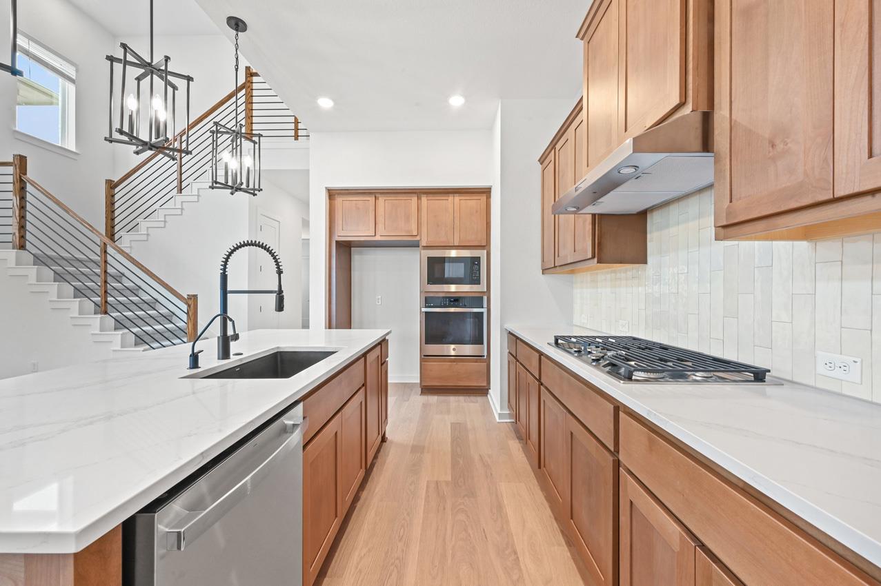 244 Basket Flower LOOP, Kyle, TX 78640 photo 4