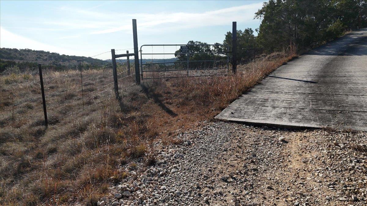 445-455 Skyline Acres, Wimberley, TX 78676 photo 3