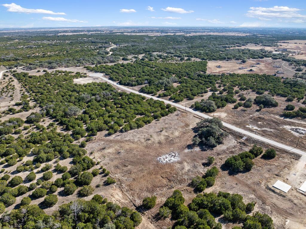 166 Whispering Wind RD, Bertram, TX 78605 photo 4