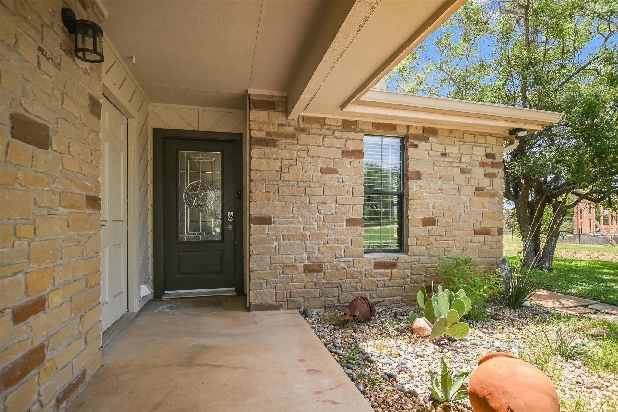 603 Sun Ray, Horseshoe Bay, TX 78657 photo 2