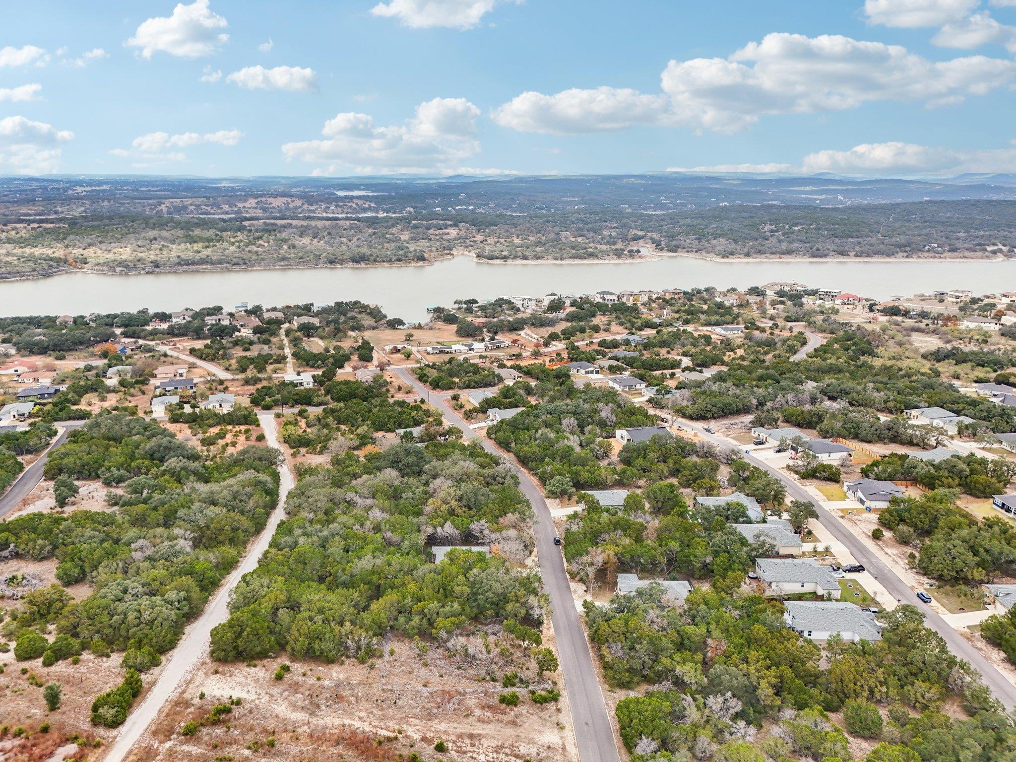 21709 Osage LN, Lago Vista, TX 78645 photo 3