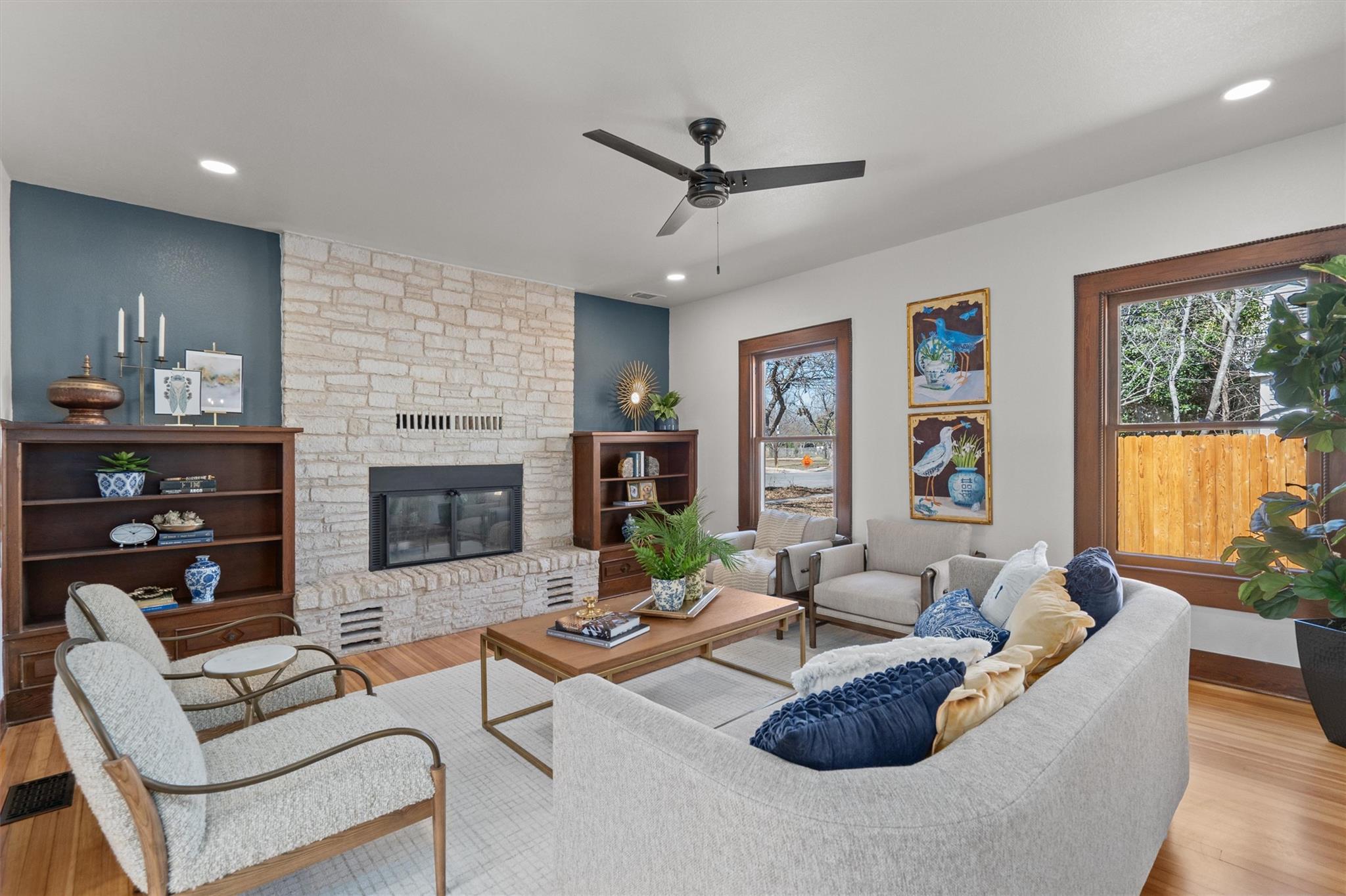 1605 Austin Ave, Georgetown, TX 78626 photo 3