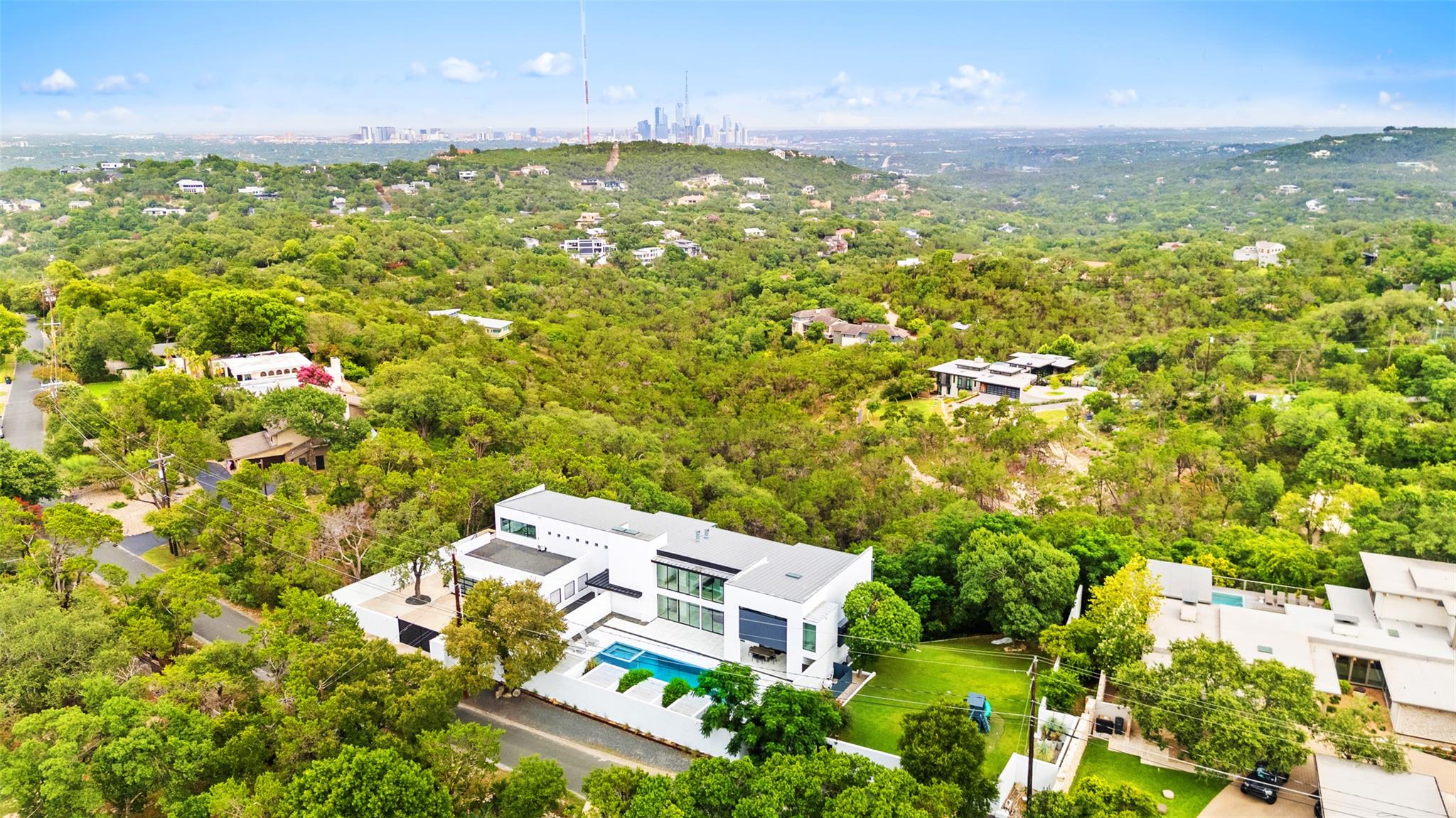 1501 Ridgecrest DR, Austin, TX 78746 photo 3