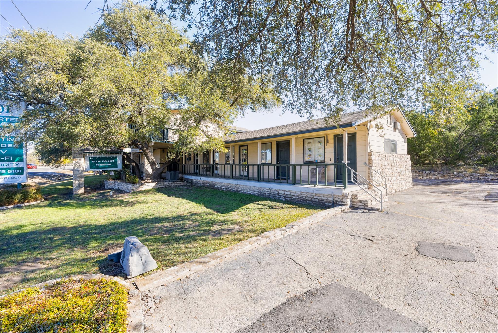 801 Ranch Road 620, Lakeway, TX 78734 photo 3