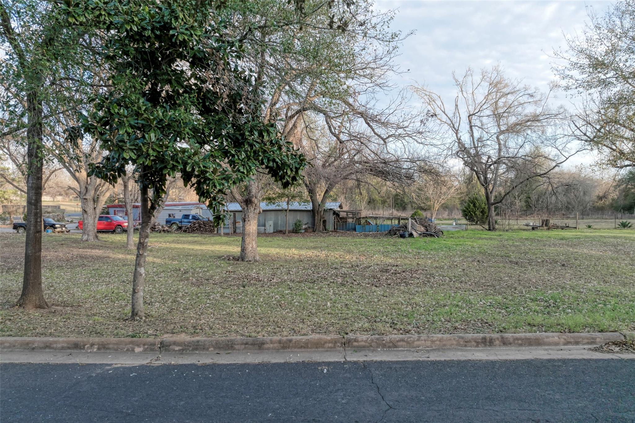 Lot 2 Alamo ST, Elgin, TX 78621 photo 4