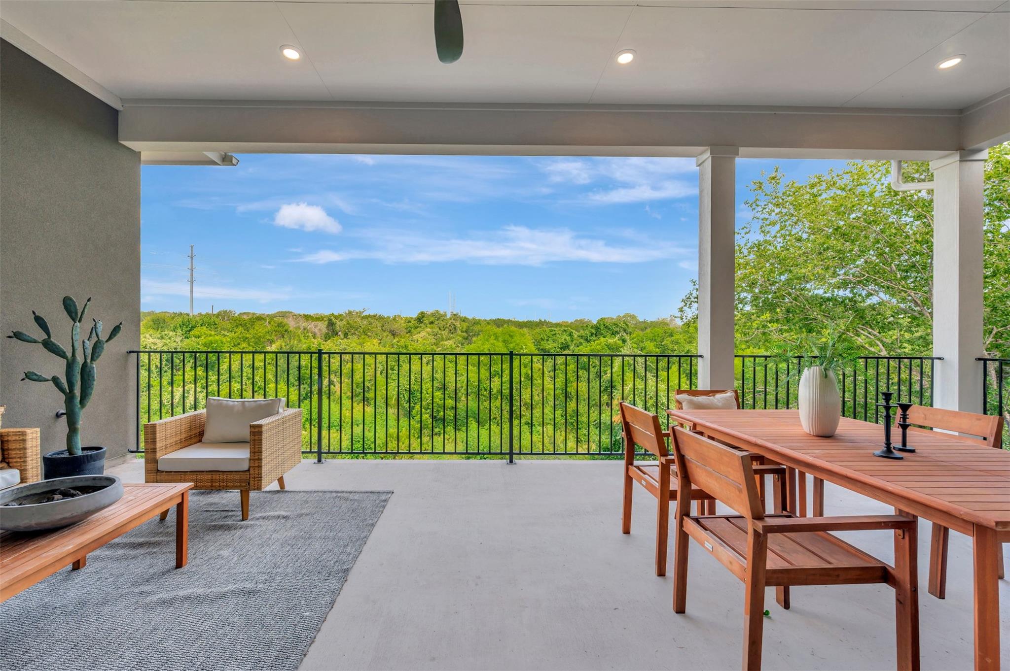 438 Rees Landing RD, Spicewood, TX 78669 photo 2