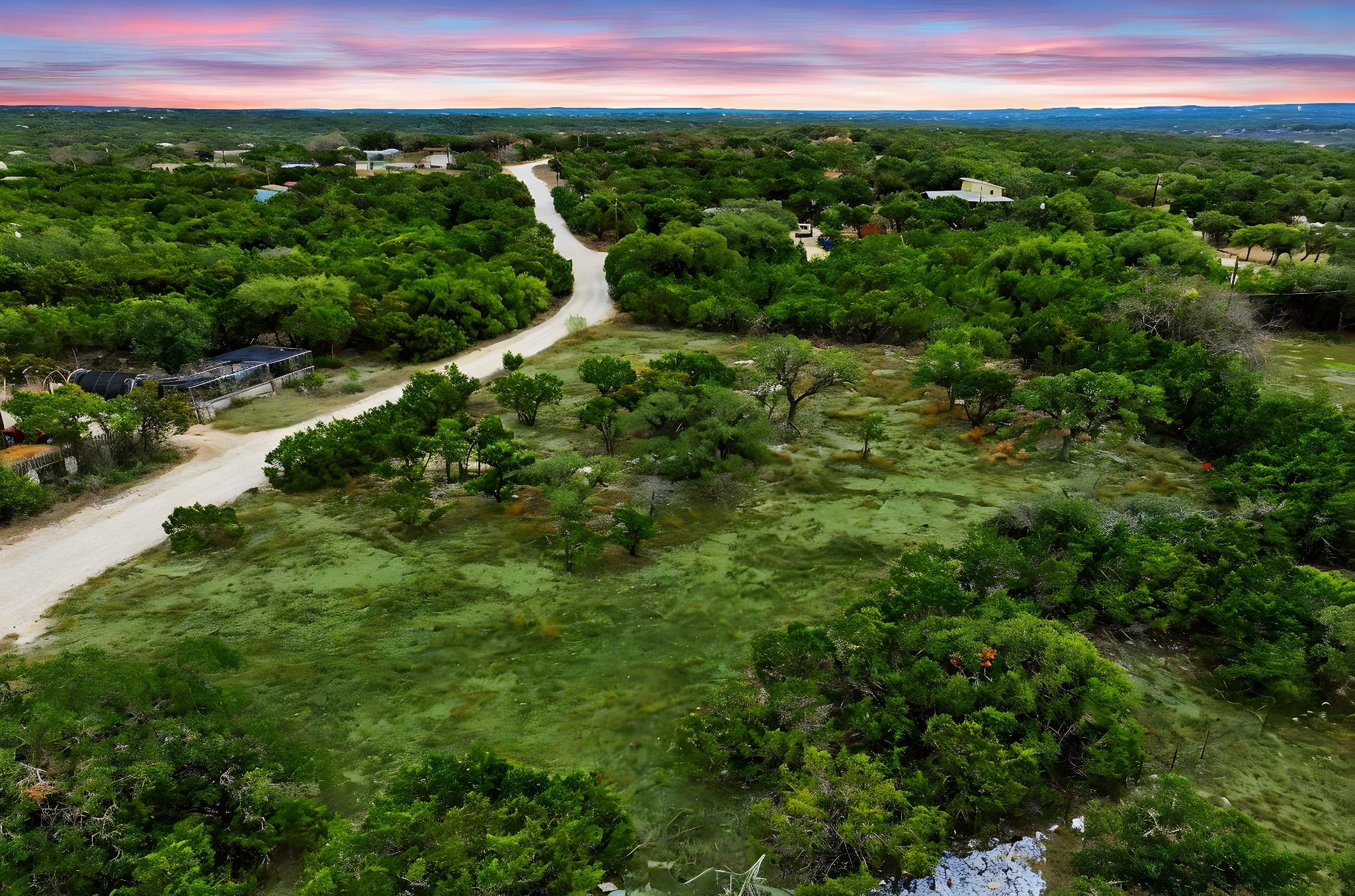740 Hillcrest TRL, Spring Branch, TX 78070 photo 4