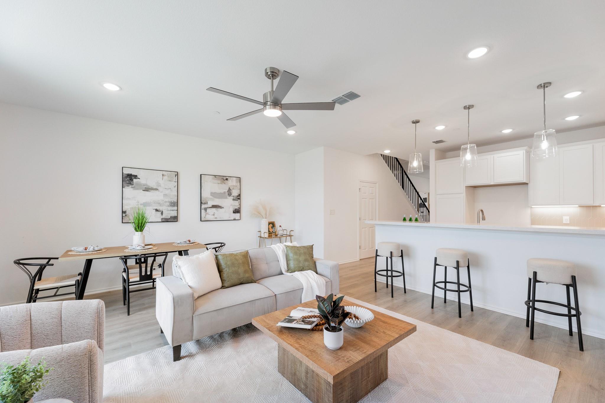 100 Tesla CIR, Round Rock, TX 78681 photo 4