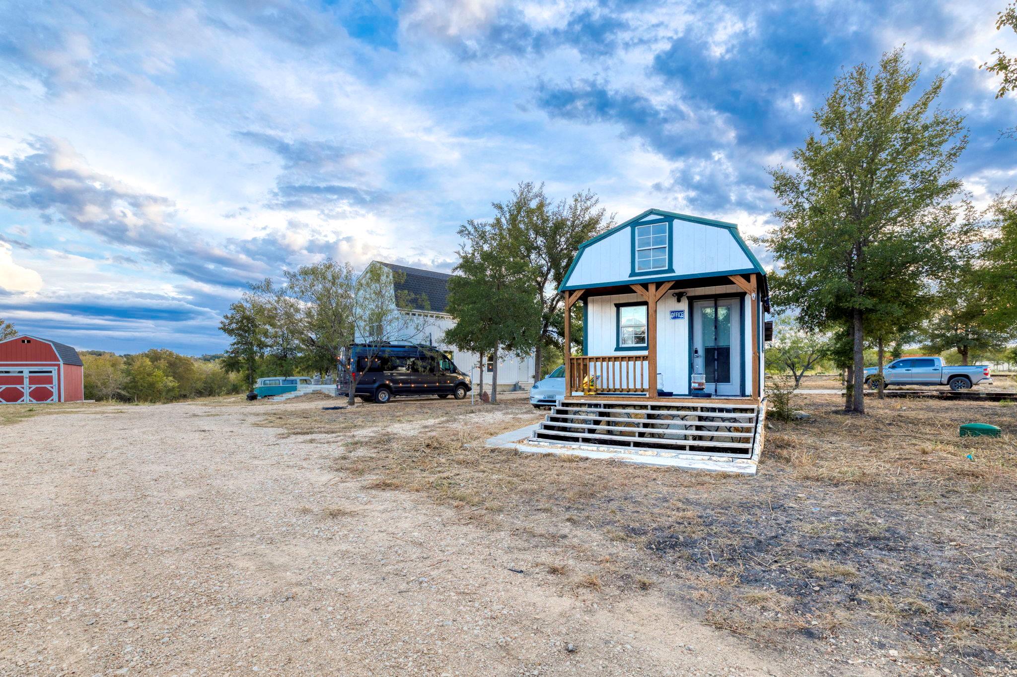 1501 Boggy Creek RD, Lockhart, TX 78644 photo 3