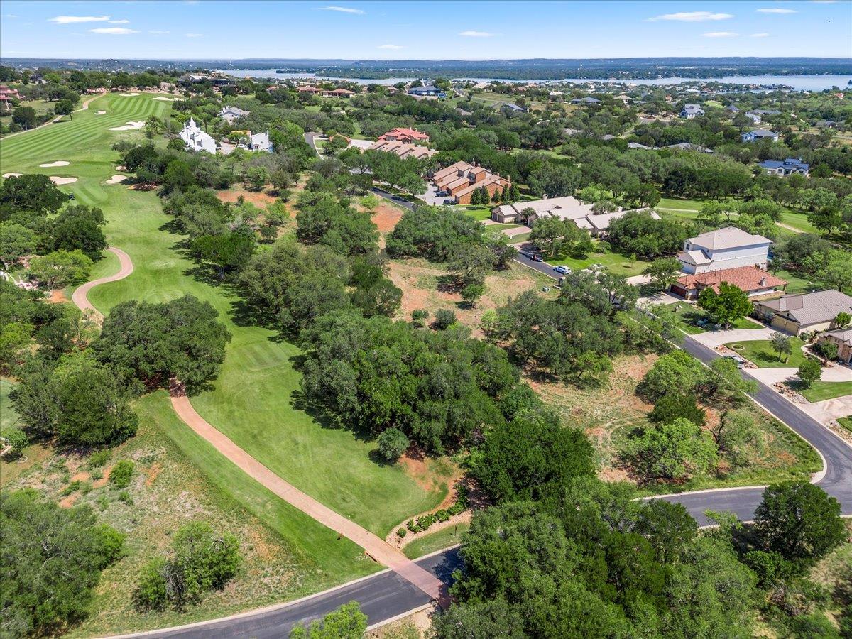 8002 Lachite DR, Horseshoe Bay, TX 78657 photo 4
