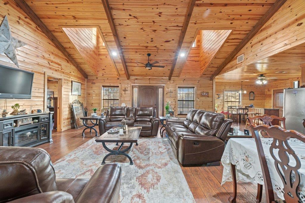1843 Fm 969, Elgin, TX 78621 photo 4