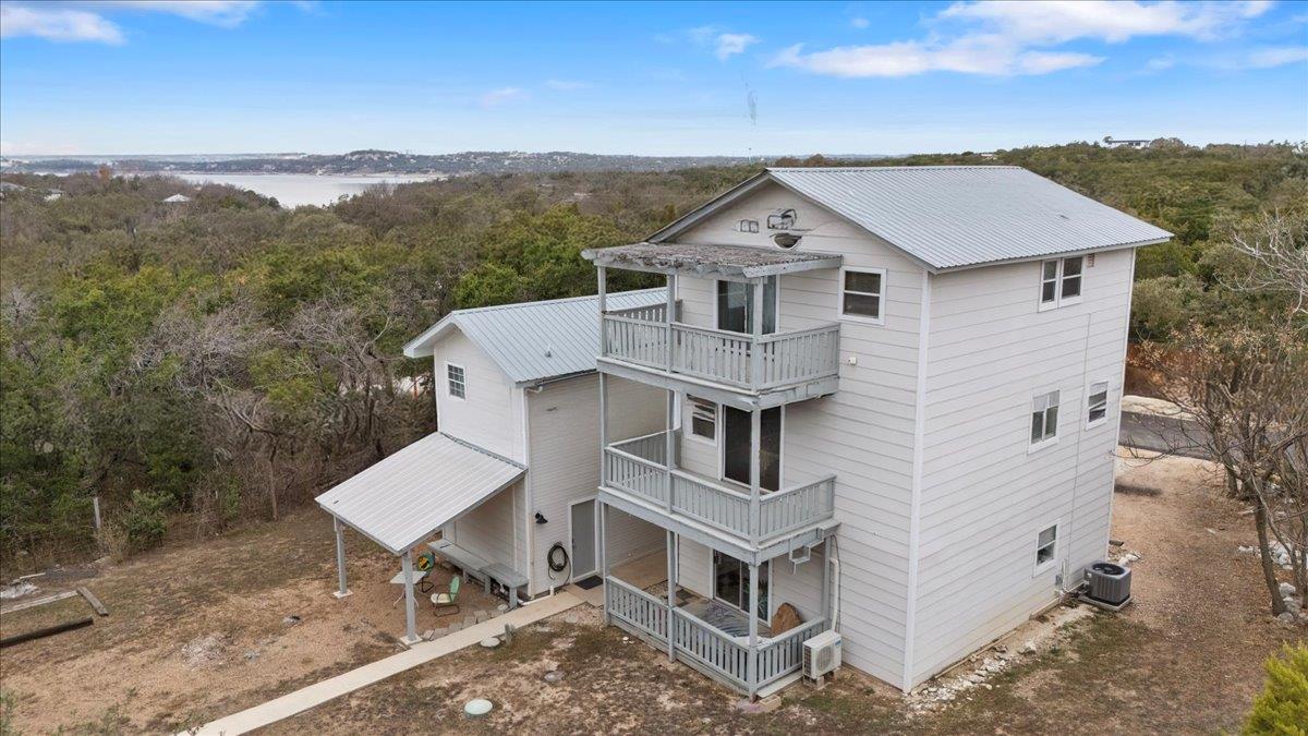 7705 Debbie DR, Volente, TX 78641 photo 4