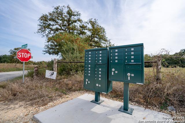 957 Johnson Farms RD, Harwood, TX 78632 photo 4