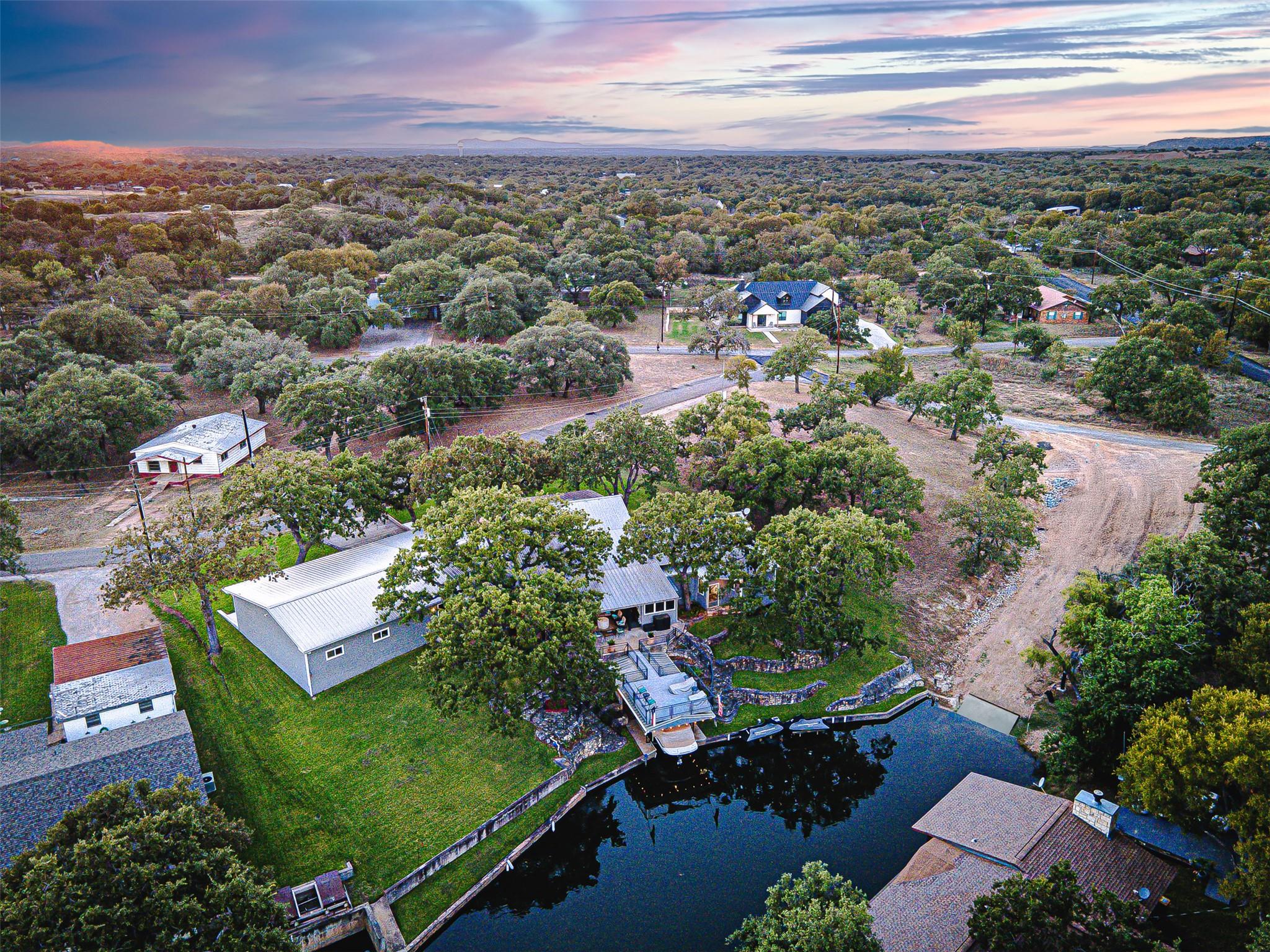 1104 Hill Circle West DR, Granite Shoals, TX 78654 photo 3