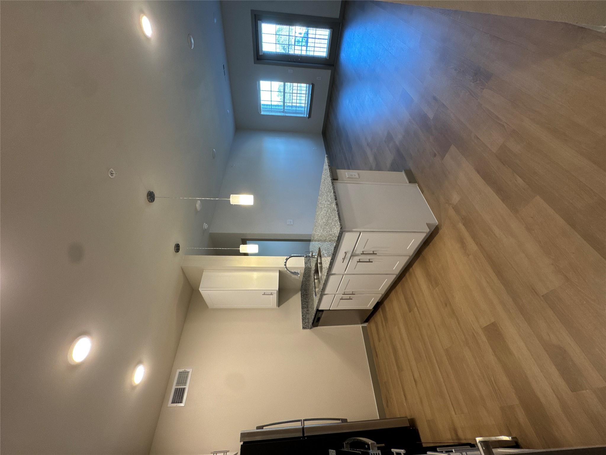 691 Union Chapel RD #B1, Cedar Creek, TX 78612 photo 5