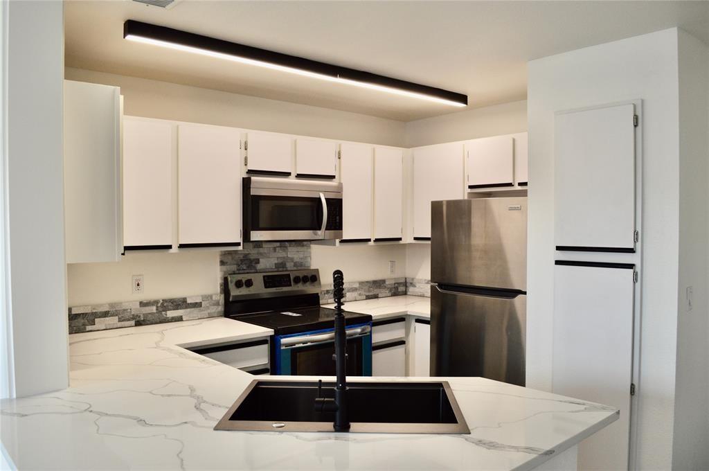 Stoneleigh Condo Amd