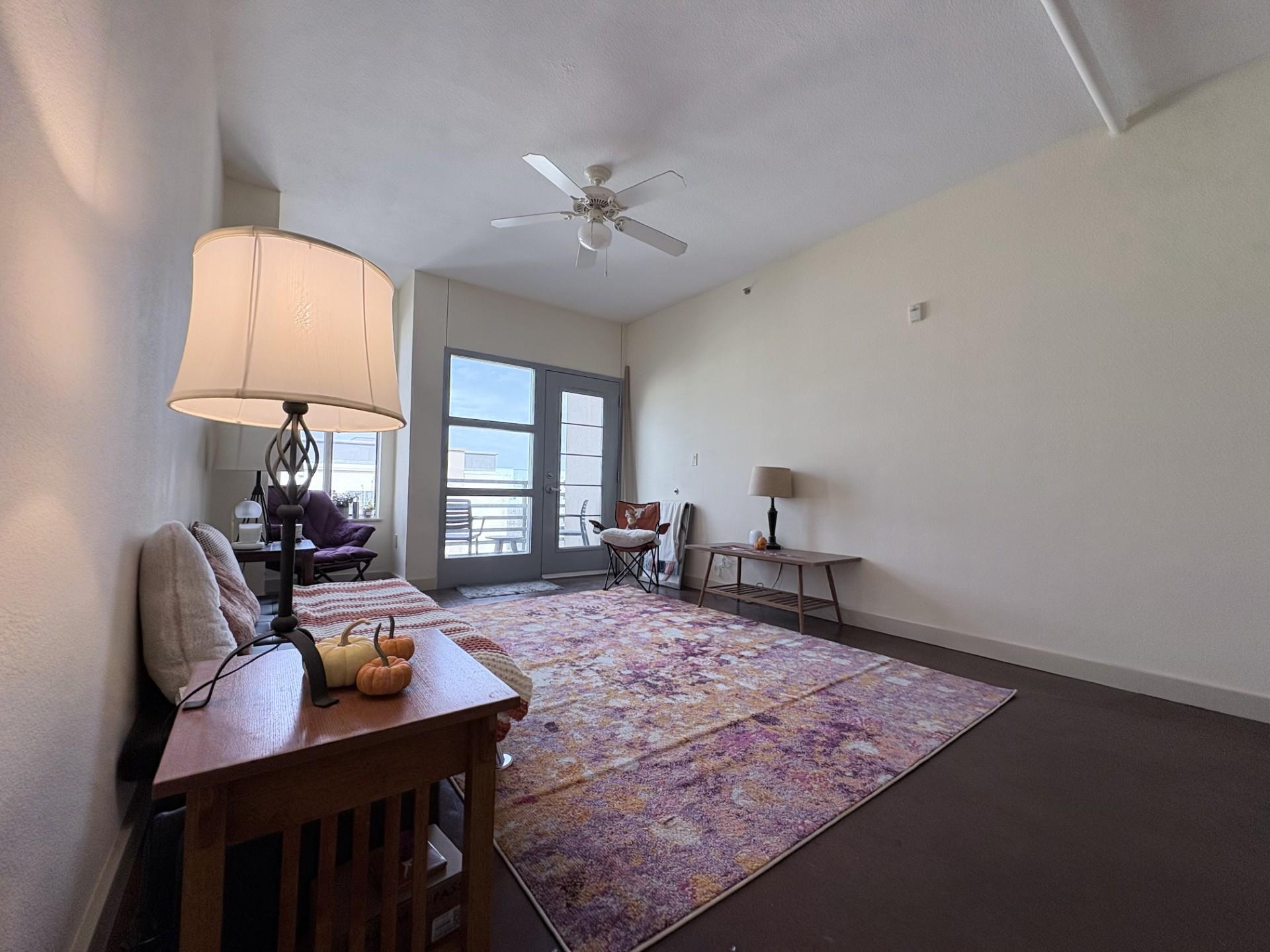 711 26th ST #700, Austin, TX 78705 photo 2