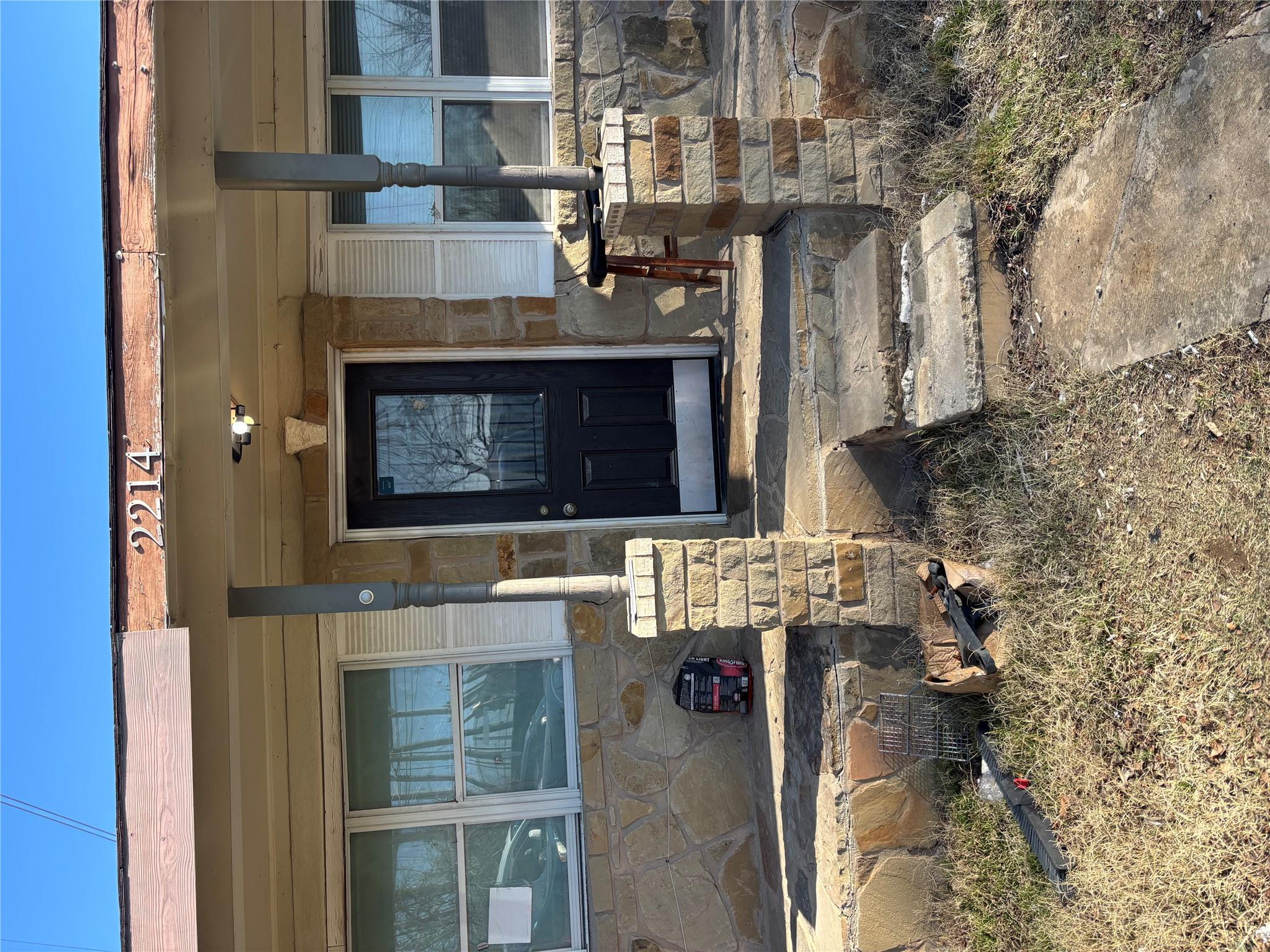 2214 Gardenia DR, Austin, TX 78727 photo 3