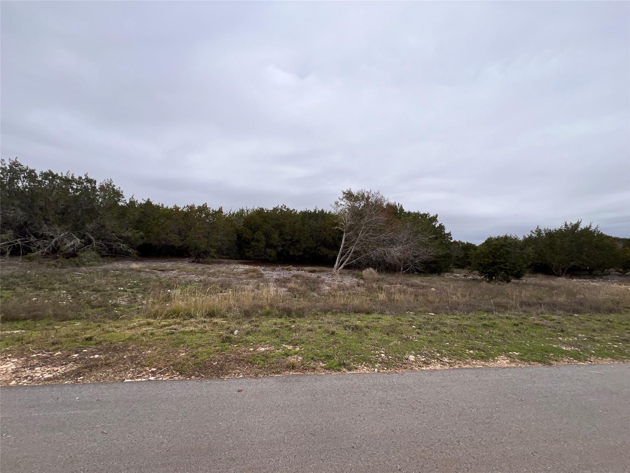 138 Ethan LN, Burnet, TX 78611 photo 2