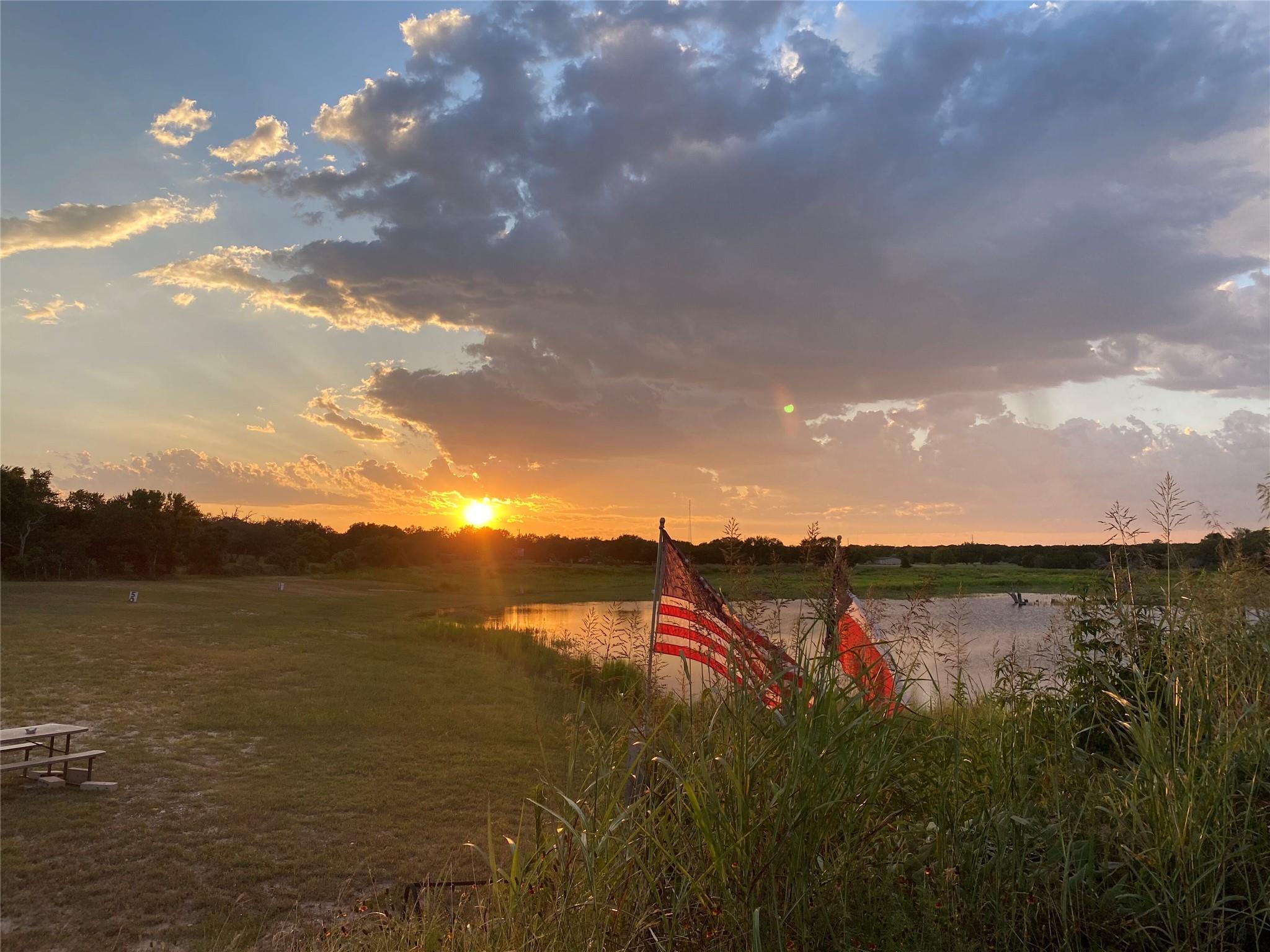 90 Lakeshore RD, Bertram, TX 78605 photo 3