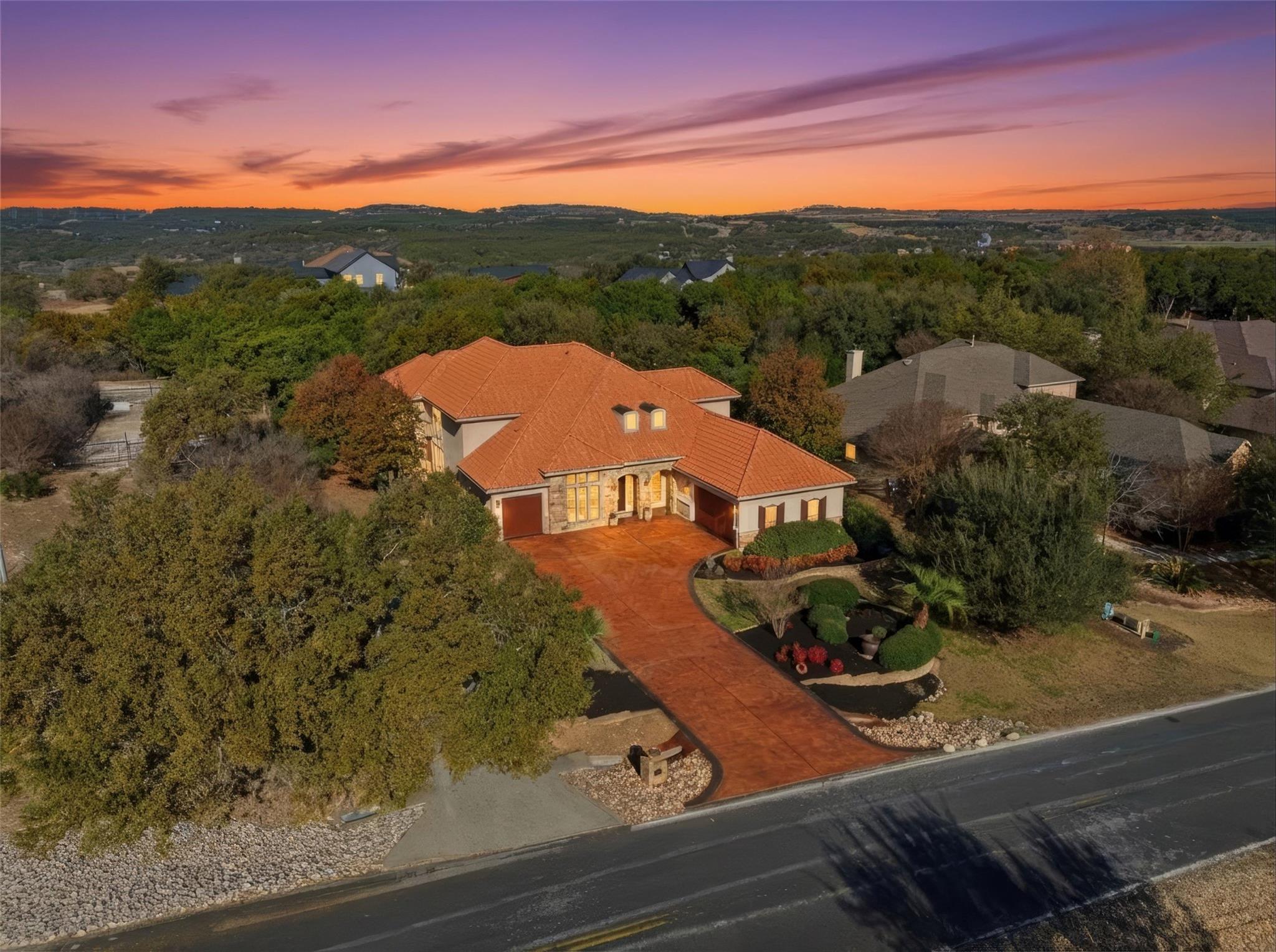 2312 Lakehurst RD, Spicewood, TX 78669 photo 3