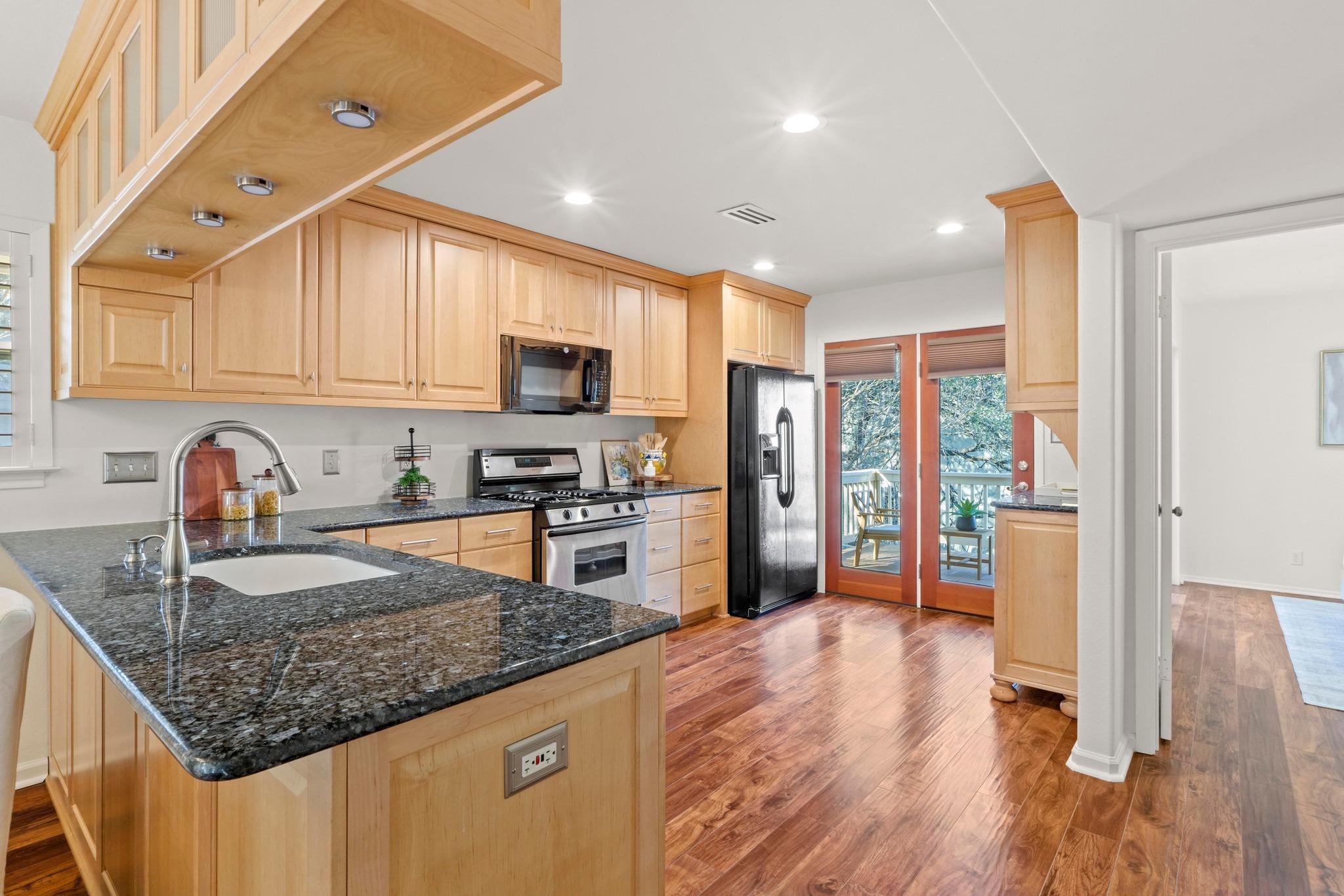 3200 Maywood Ave #A, Austin, TX 78703 photo 3