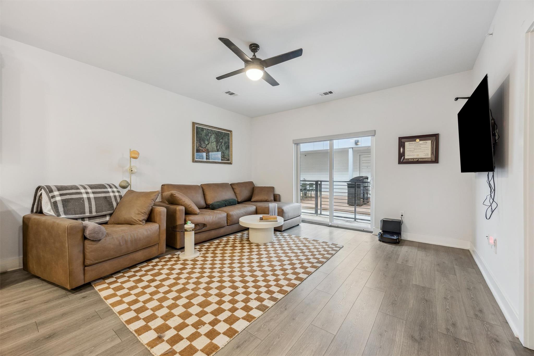 2220 Webberville RD #211, Austin, TX 78702 photo 3