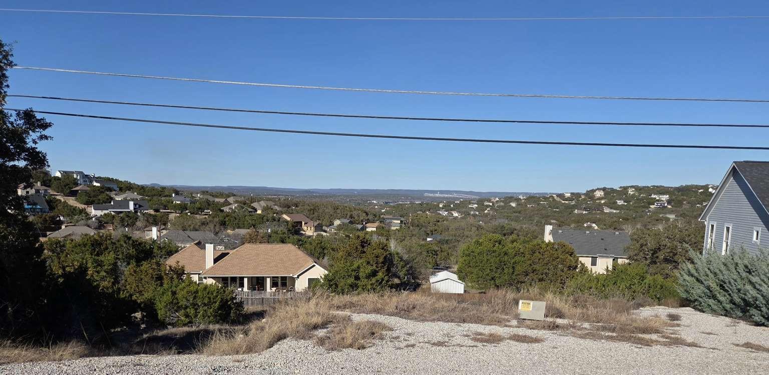 22110 Moulin DR, Spicewood, TX 78669 photo 3