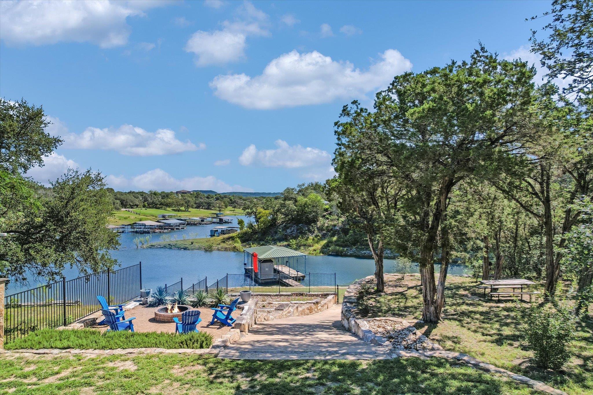 Hudson Bend Colony 02
