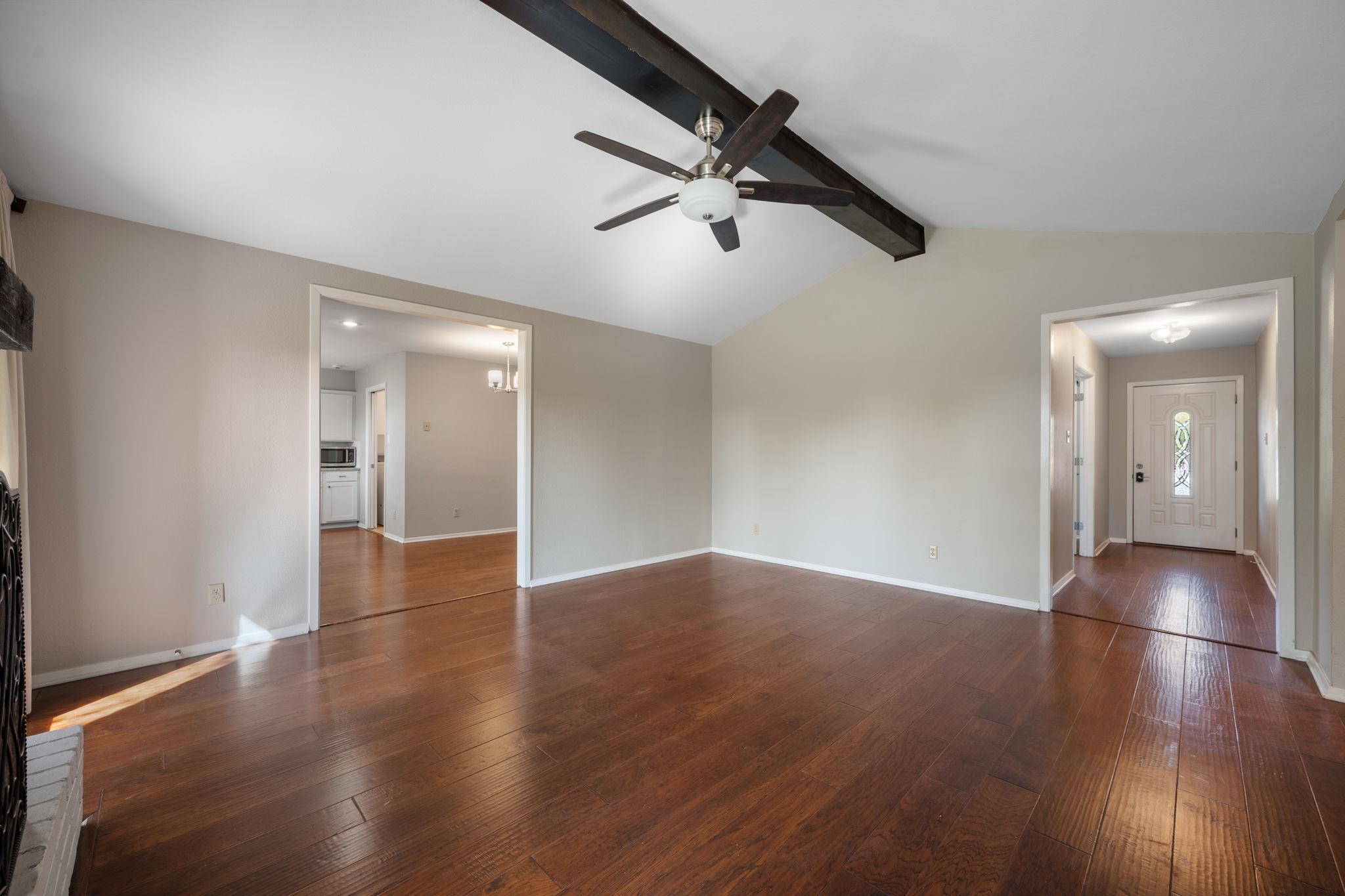7402 Bucknell DR, Austin, TX 78723 photo 5