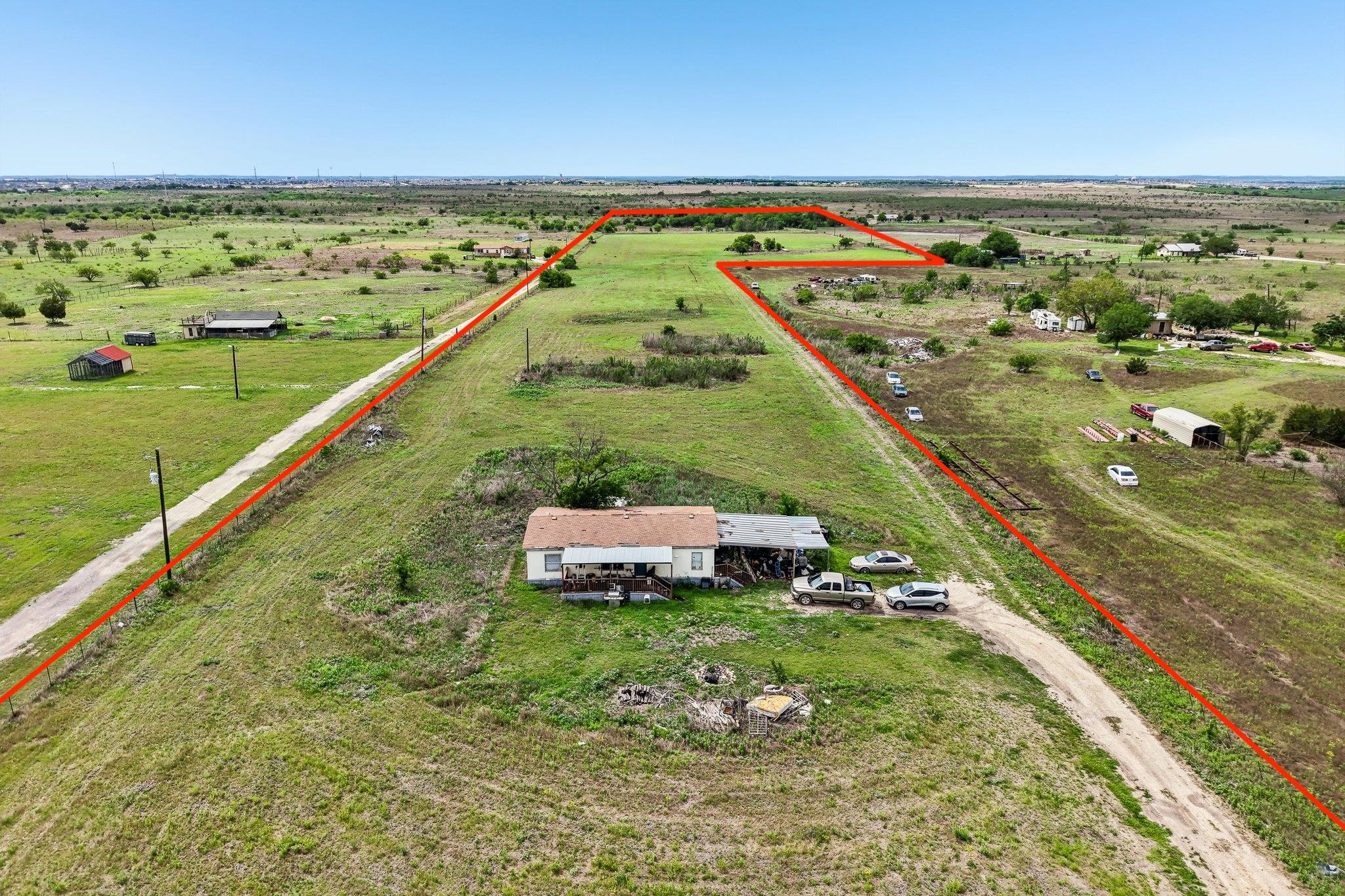 14204 Graef RD, Creedmoor, TX 78610 photo 4