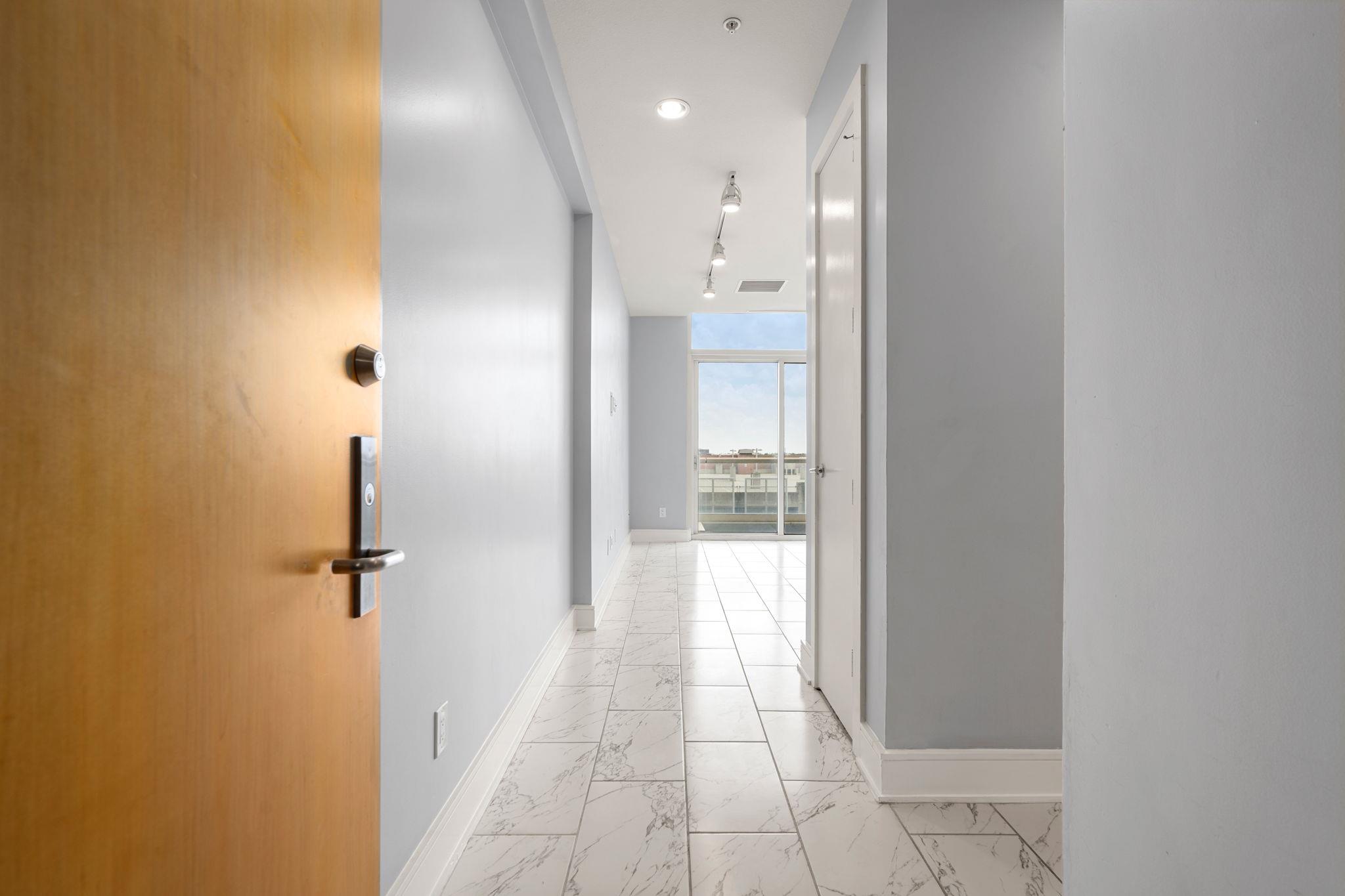 555 5th ST #527, Austin, TX 78701 photo 4