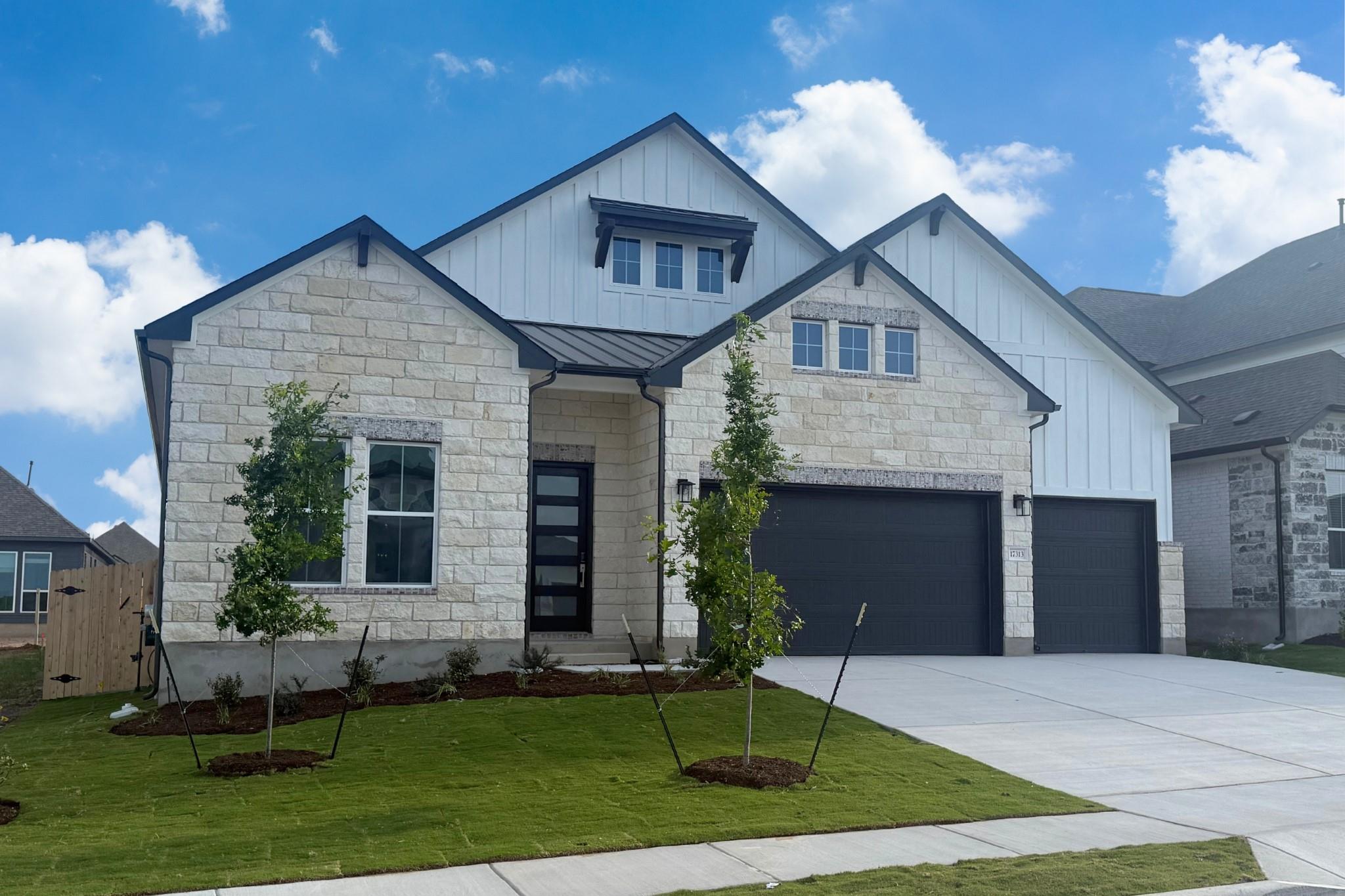 17313 Silverman DR, Pflugerville, TX 78660 photo 2