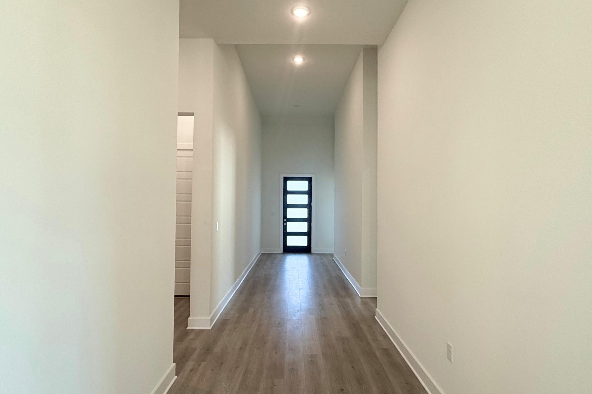 17313 Silverman DR, Pflugerville, TX 78660 photo 3