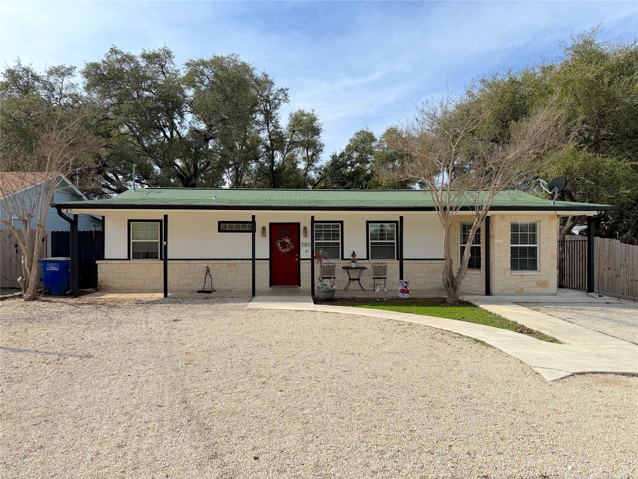301 Canyon Edge, Canyon Lake, TX 78133 photo 4