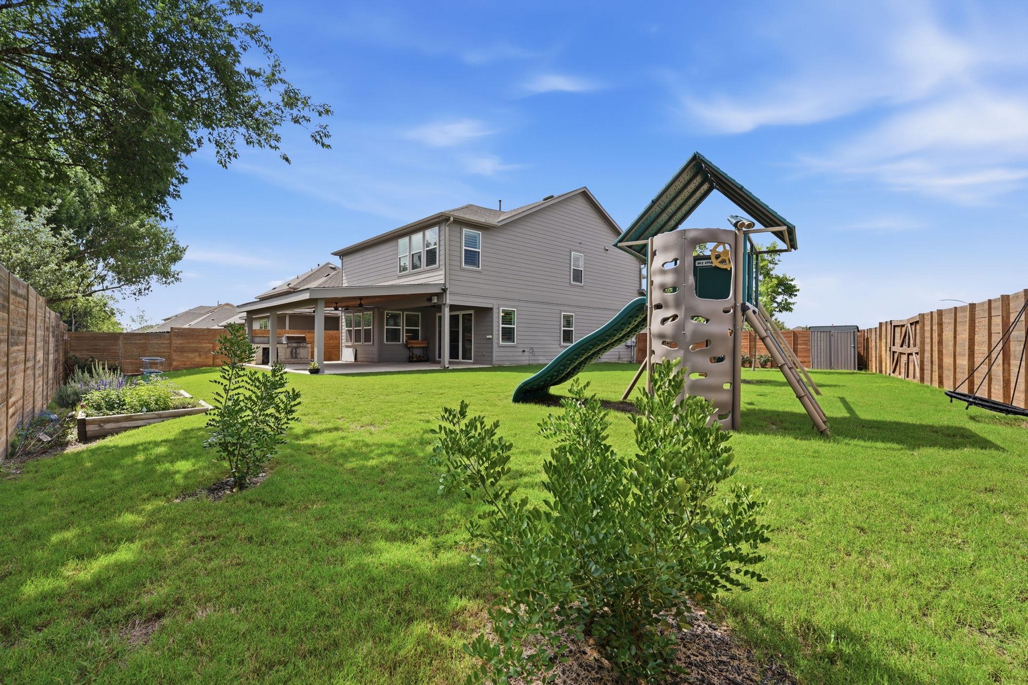 928 Falkland TRCE, Austin, TX 78660 photo 3